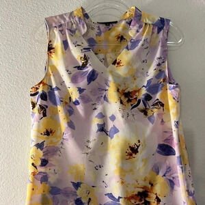 Preston & York White Floral Top Size Medium